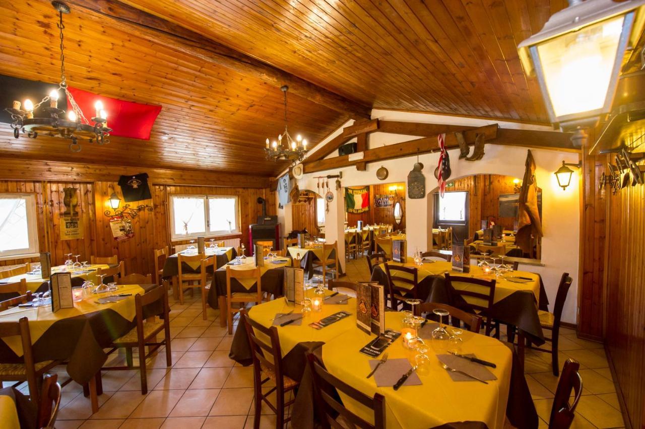 Villaggio Turistico Camping Cervino Antey-Saint-André Exterior photo
